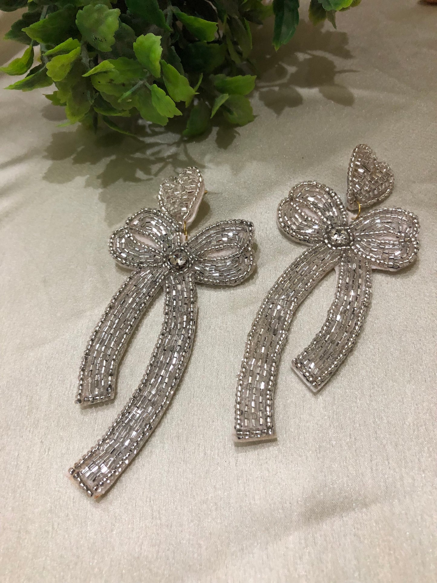 Elegant Bow Pearl Earrings