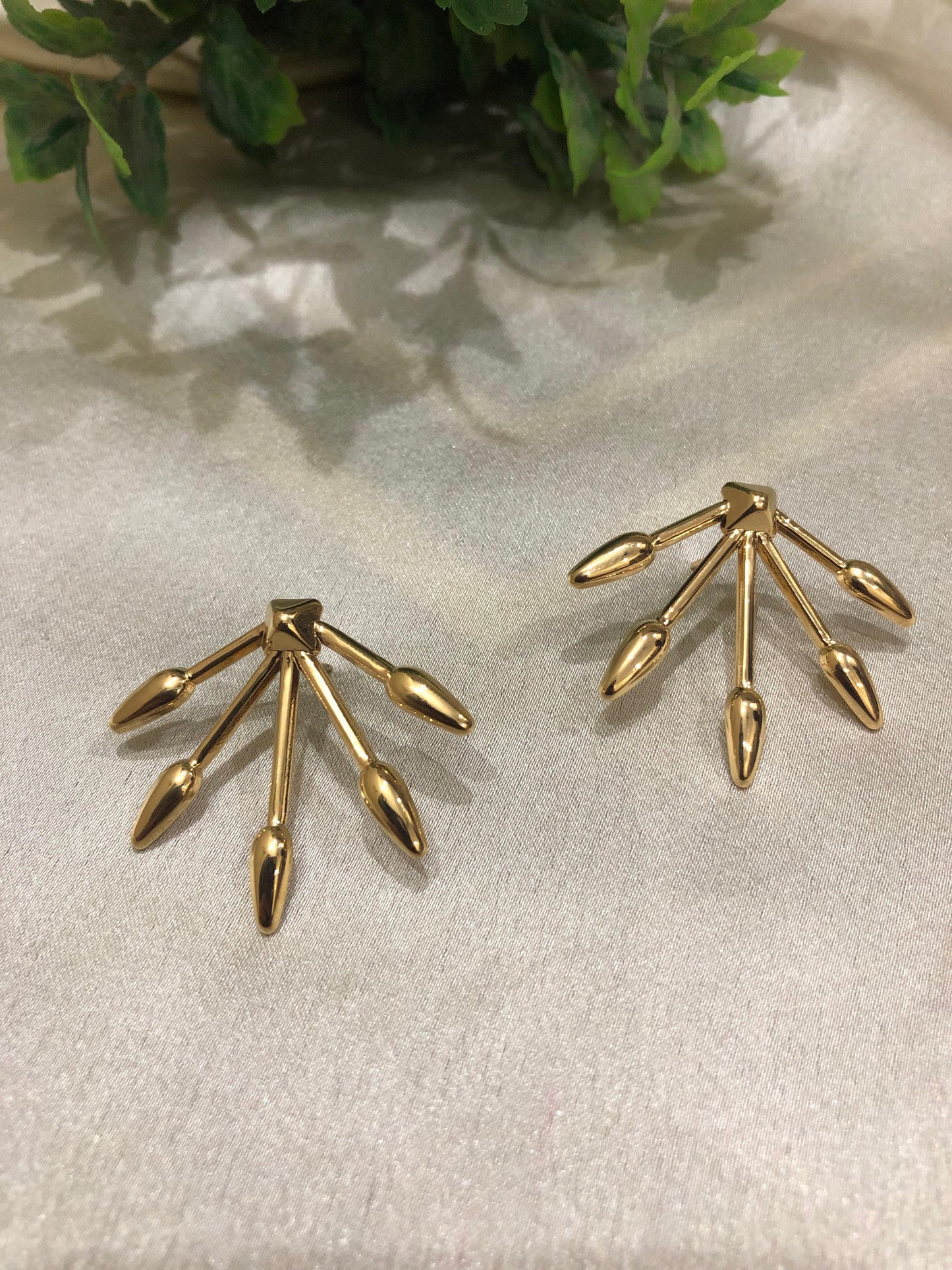 Golden Abstract Fan Stud Earrings | Korean Earring