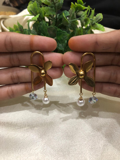 Golden Bloom Elegance Earrings