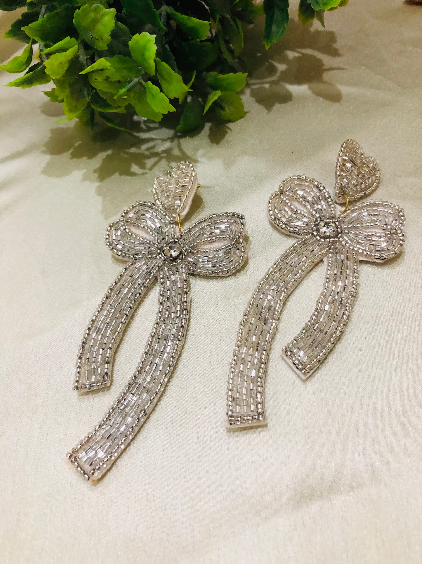 Elegant Bow Pearl Earrings